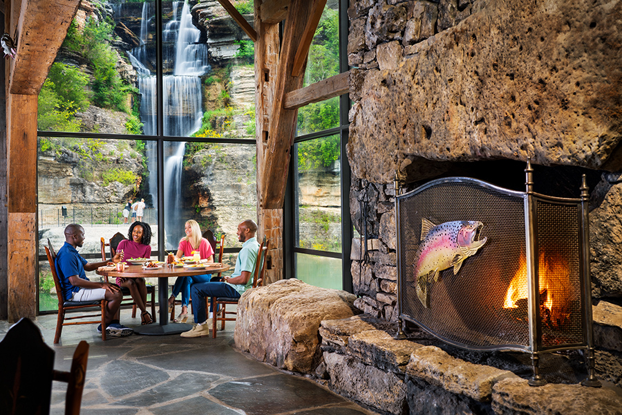 Dogwood Canyon Restaurant Interior w Group